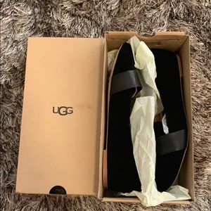 UGG Jonette flats black slip on shoes